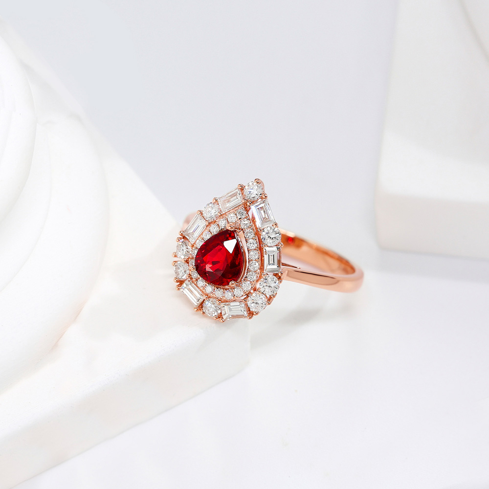 Shine of Adoration Collection 18K Gold & Ruby Women's Ring