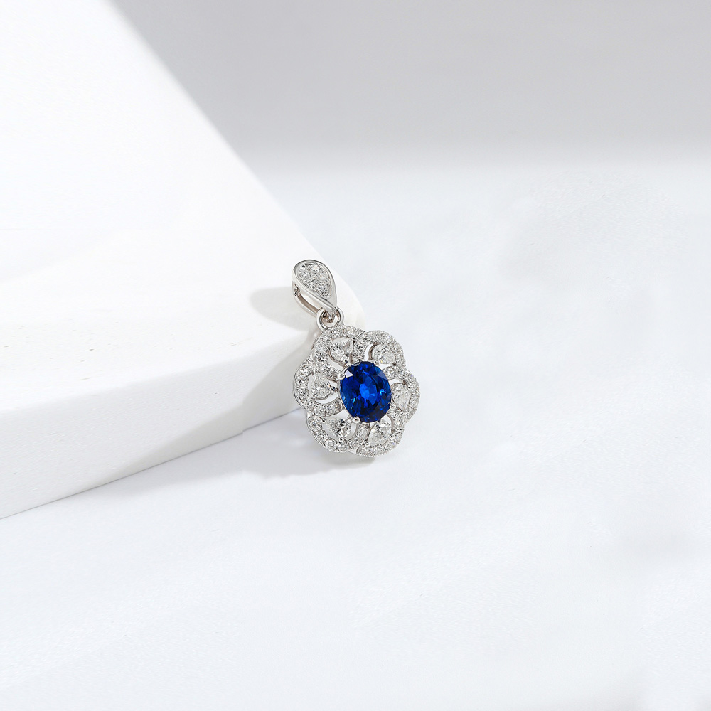 Azure Elegance Collection 18K Gold & Sapphire Pendant