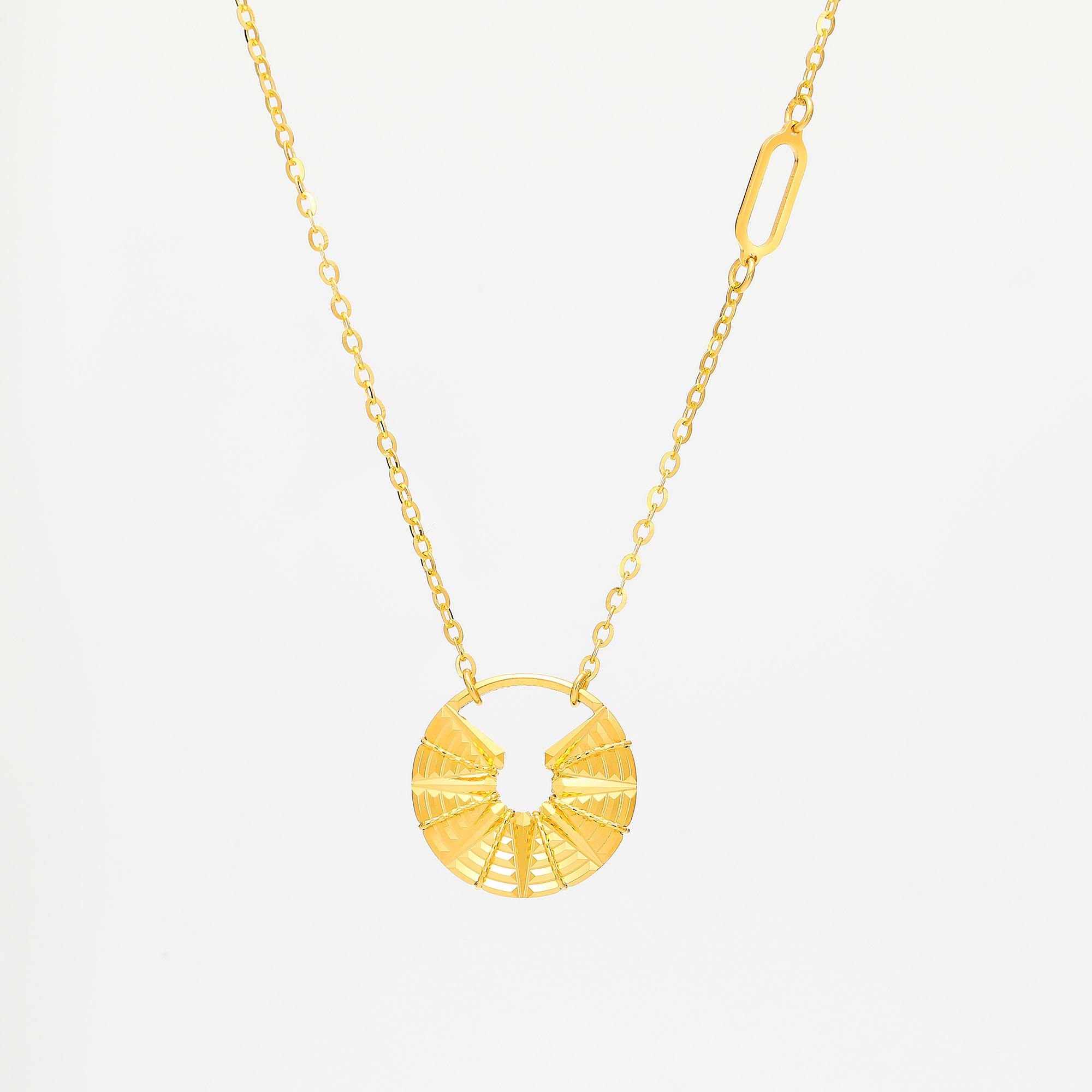 Stellar Trails Series · 5G Gold CNC Starburst Necklace