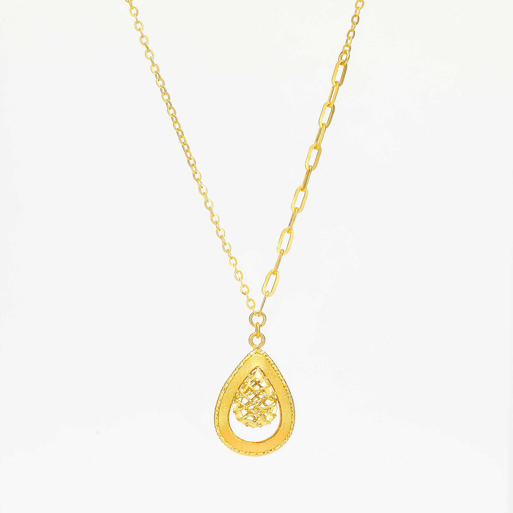 Leisurely Moments Series · 5G Gold Italian Filigree Necklace