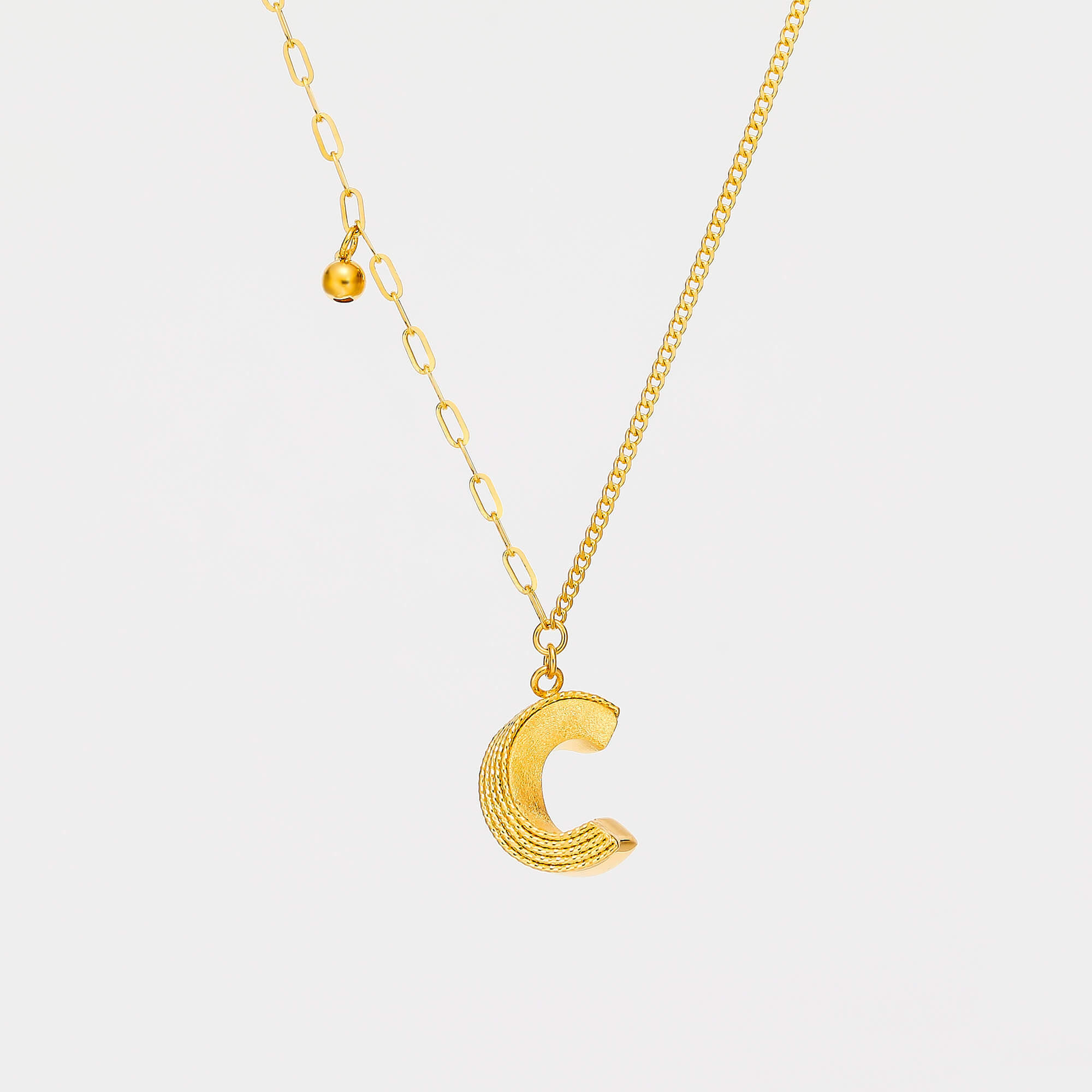 CHIC Collection · 5G Gold C - shaped Filigree Necklace