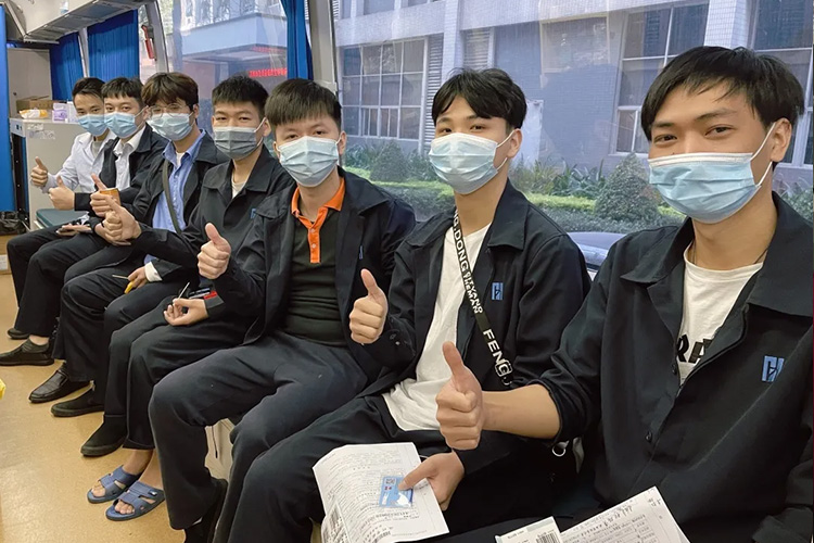 六年接力，感恩有你丨无偿献血金弘珠宝在行动！