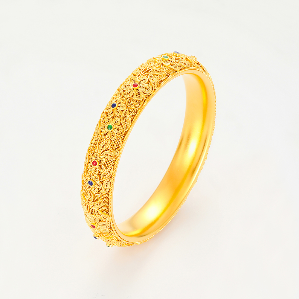 Blooming Beauty &middot; Traditional Filigree Enamel Bracelet