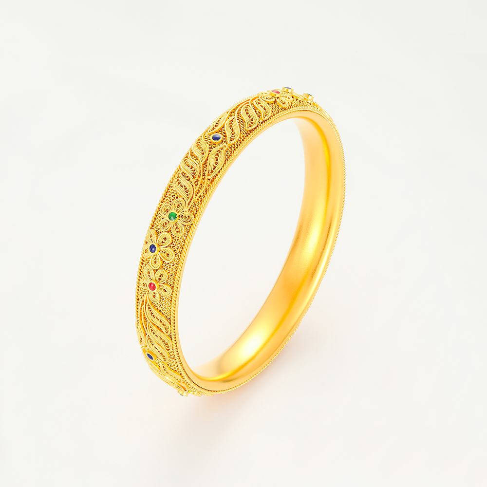 Blooming Beauty &middot; Traditional Filigree Enamel Bracelet