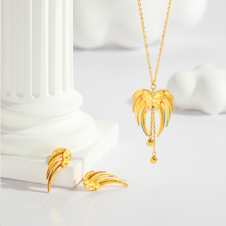 Feather Light - Metamorphosis&middot; Hard Pure Gold Iridescent Diamond-Cut Collection